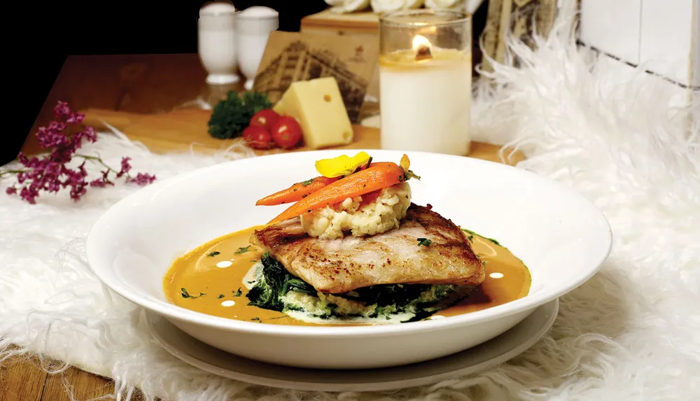 Không gian ẩm thực sang trọng phương Tây ảnh 1