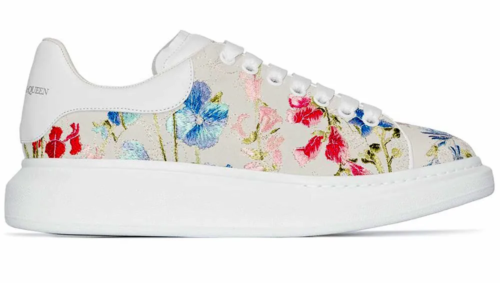 Sneaker rực rỡ cho nàng ảnh 5