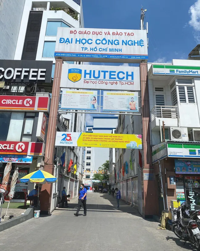 Hàng loạt trường đóng cửa chống dịch ảnh 1