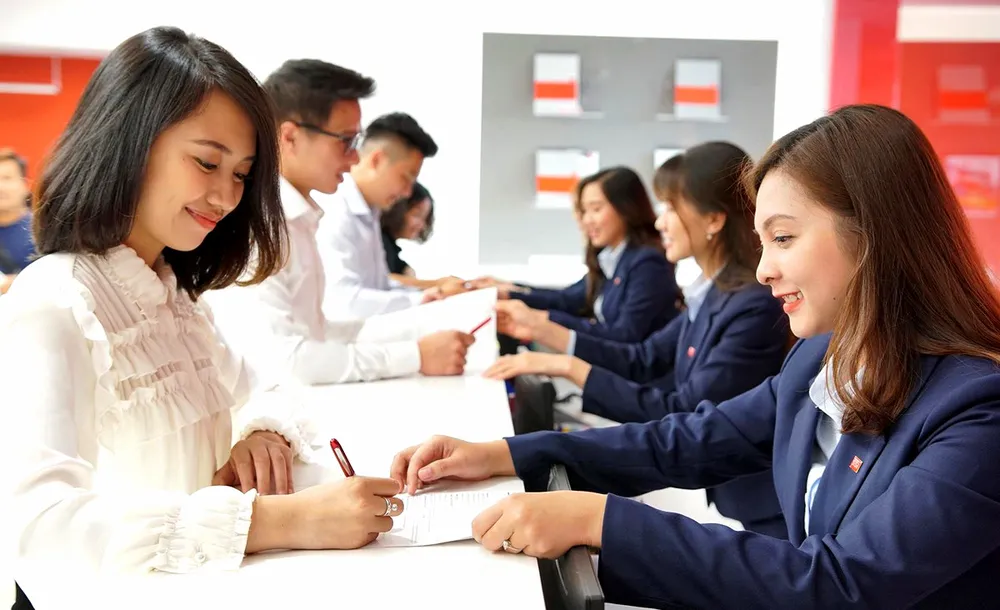 9 tháng còn lại của năm, VN-Index tăng tốc đến 60% kể từ đáy, ghi nhận mức tăng trưởng 9% so với cuối năm 2019. 