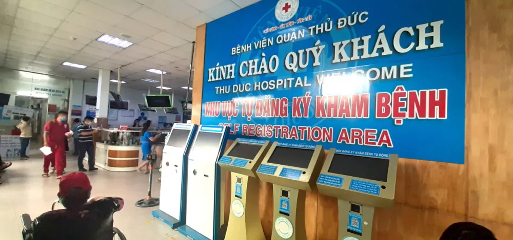 Số hóa xóa cảnh chen chúc ở bệnh viện ảnh 3
