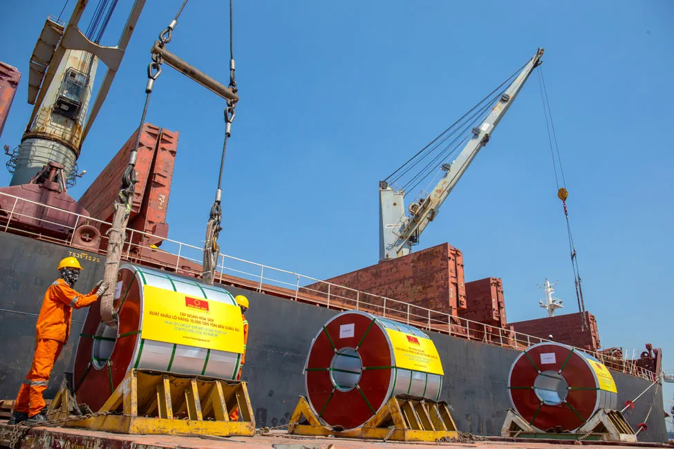 Tự tin tiến bước ảnh 1