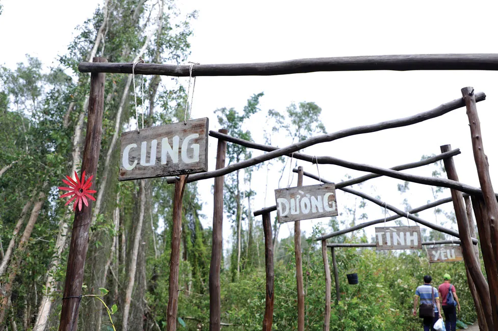 “Quần đảo xanh” giữa Đồng Tháp Mười ảnh 1