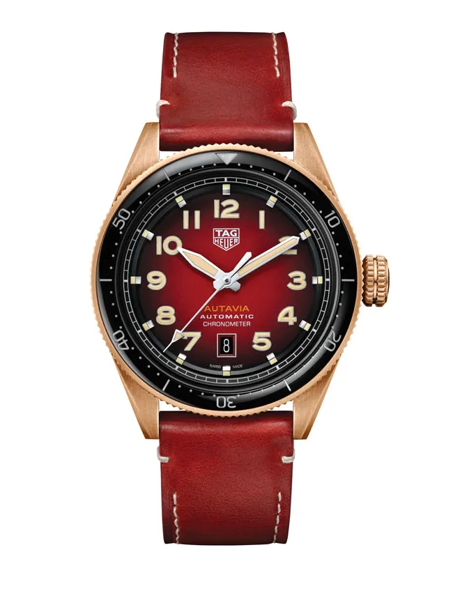 Đồng hồ sắc đỏ ảnh 5