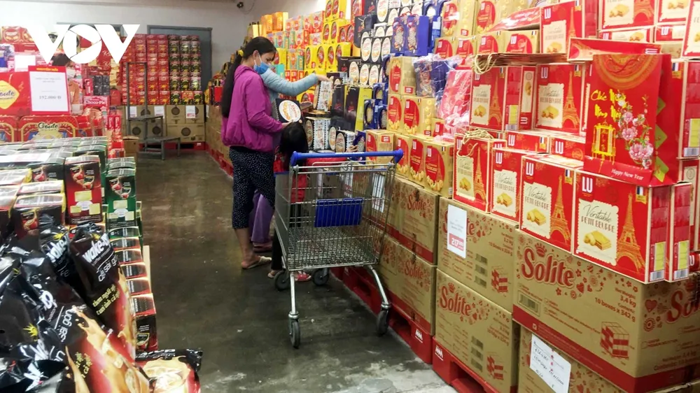 Thị trường hàng hóa Tết Tân Sửu: Hàng Việt chiếm ưu thế ảnh 1