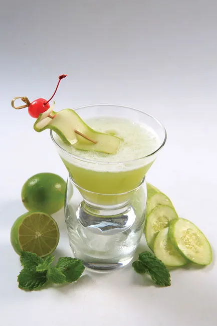 Đặc sắc tiệc Happy Hour Cocktail ảnh 1