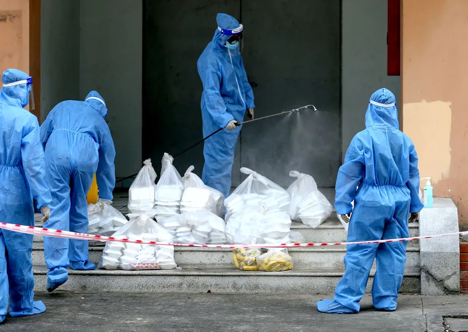 Tiếp sức bệnh viện dã chiến ảnh 1