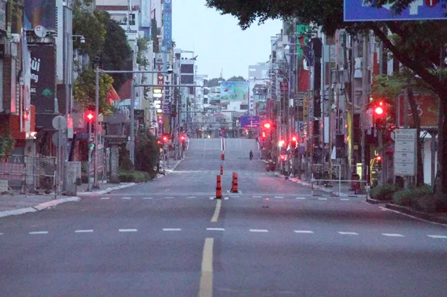 Nền kinh tế đang kiệt sức ảnh 2