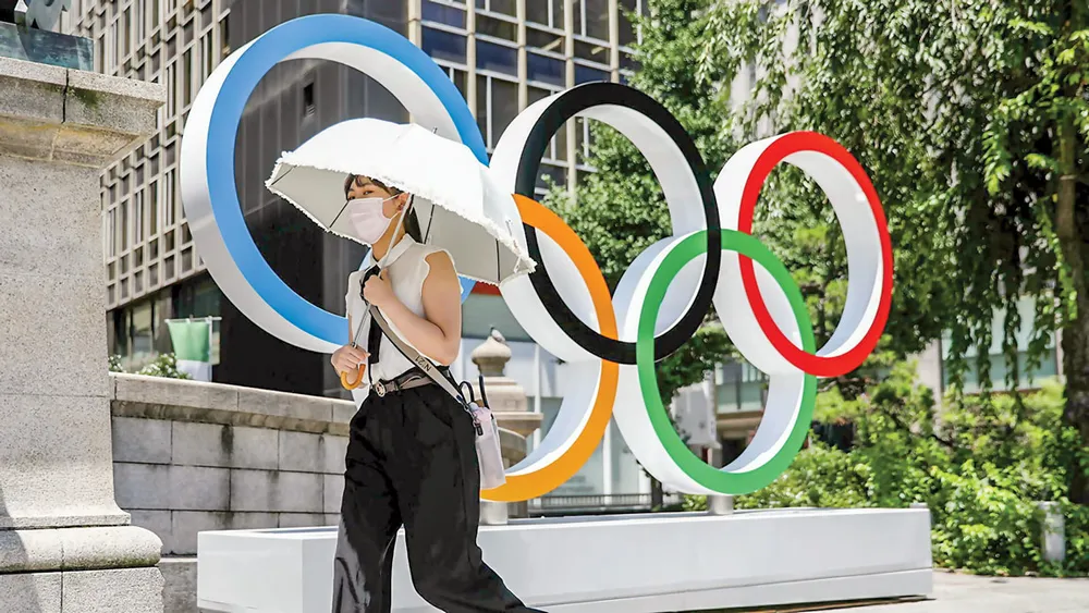 Tăng trưởng năm 2021 của Nhật Bản xuống 2,8%, giảm 0,5% so với ước tính vào tháng 4, do các ca nhiễm mới đang tăng trong bối cảnh Tokyo đang đăng cai Thế vận hội. 