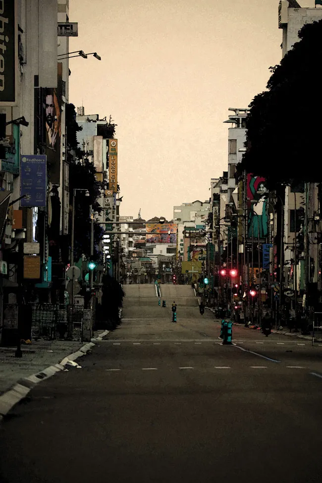 Đêm tháng tám ảnh 1