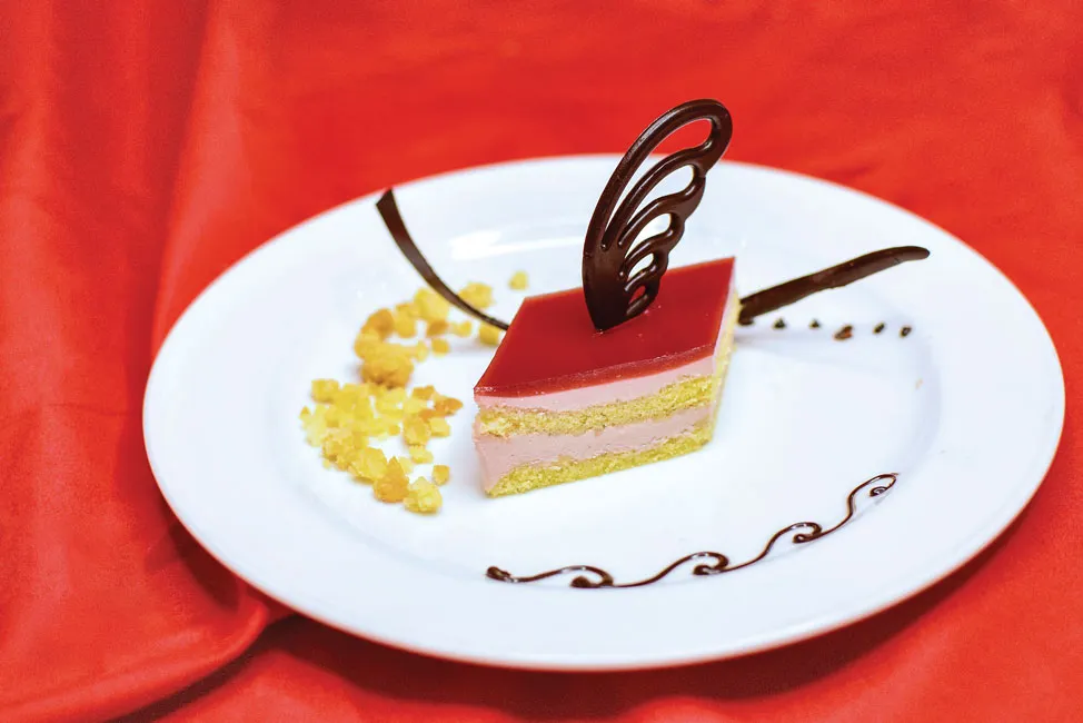 Đón đêm Giáng sinh diệu kỳ và dạ tiệc chào năm mới 2022 ảnh 6