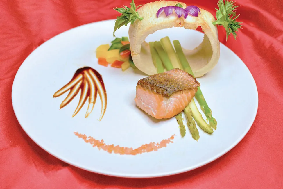 Đón đêm Giáng sinh diệu kỳ và dạ tiệc chào năm mới 2022 ảnh 1