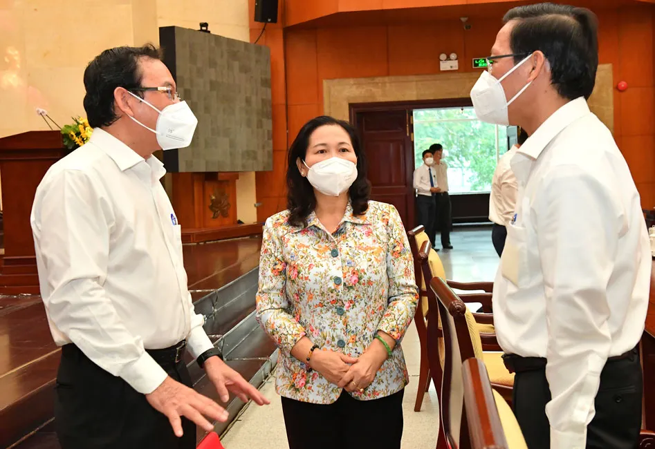 TPHCM phấn đấu tăng trưởng đạt 6%-6,5% trong năm 2022 ảnh 1