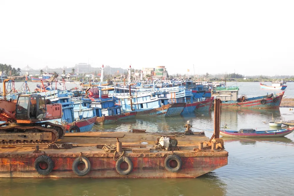 Gian nan làng chài “tỷ phú” ảnh 2