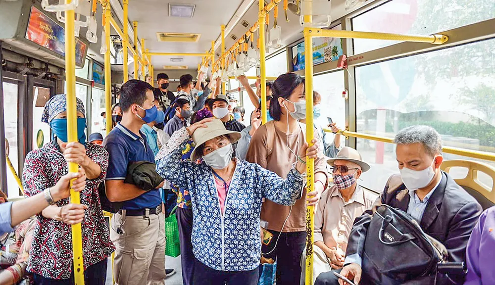 Cấm xe máy: Đúng, nhưng phải tìm lối ra ảnh 1