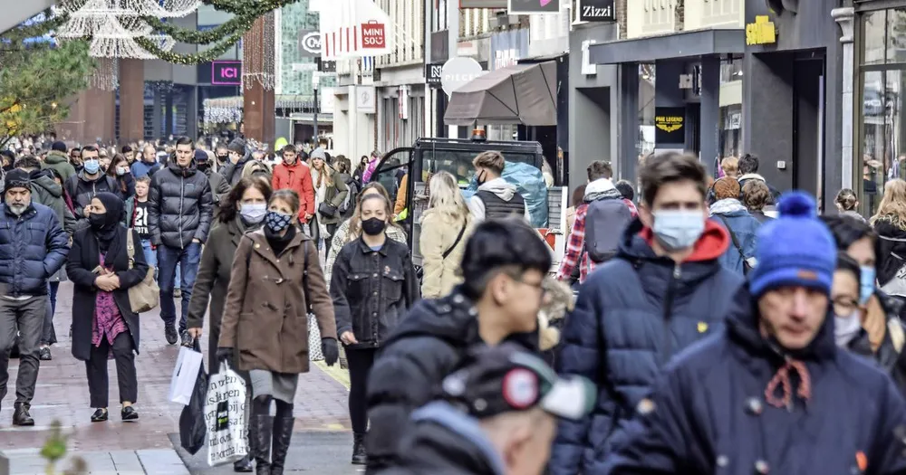 Jerome Powell, Joe Biden, Delta, Omicron và giai điệu lạm phát ảnh 1