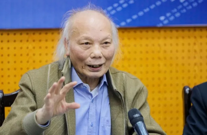 GS Nguyễn Mại đề xuất Chính phủ giảm giá dầu về 23.000 đồng/lít, bù bằng nguồn thu từ PVN ảnh 1