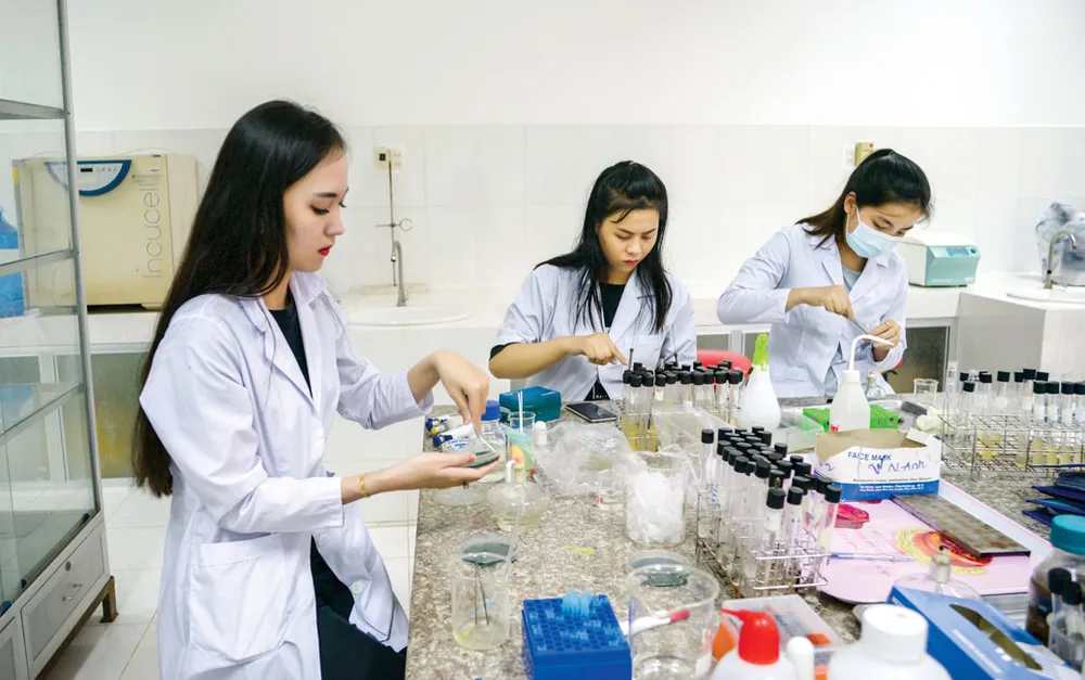 Trường Đại học Trà Vinh: Đạt nhiều chương trình kiểm định chất lượng giáo dục quốc tế ảnh 1