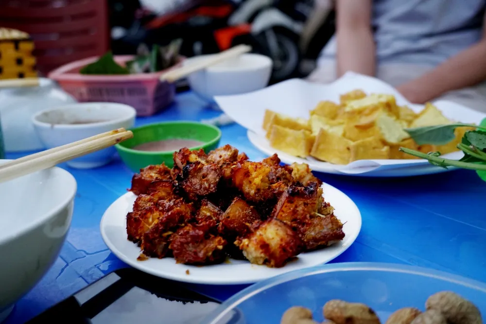 Theo khảo sát, năm nay, giá bia hơi và những món nhậu ăn kèm có phần tăng giá nhẹ.