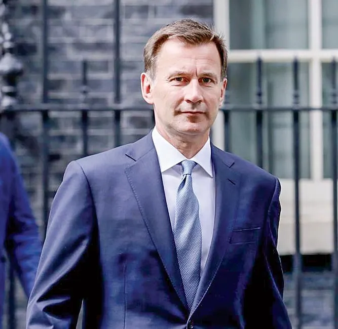 Ai thay thế bà Truss làm Thủ tướng Anh? ảnh 6