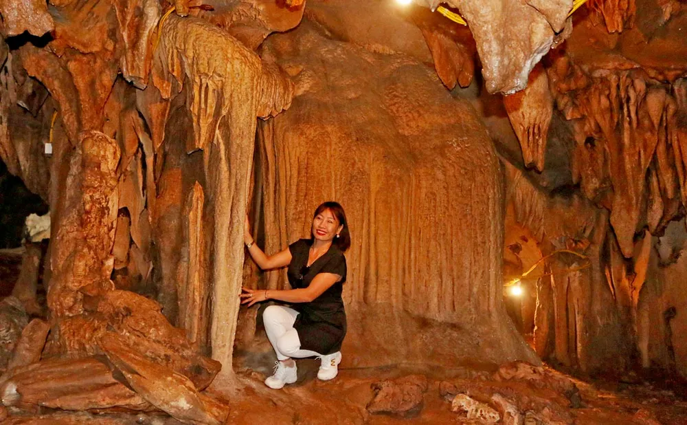 Huyền ảo Ngũ động Thi Sơn ảnh 4