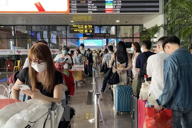 Tang cuong chong buon lau, gian lan thuong mai qua cang hang khong hinh anh 1