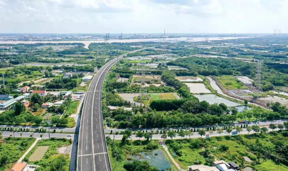Cao tốc Bến Lức - Long Thành sẽ trở thành mạng lưới kết nối huyện Cần Giờ với các khu vực lân cận. Ảnh: HẢi QUỲNH