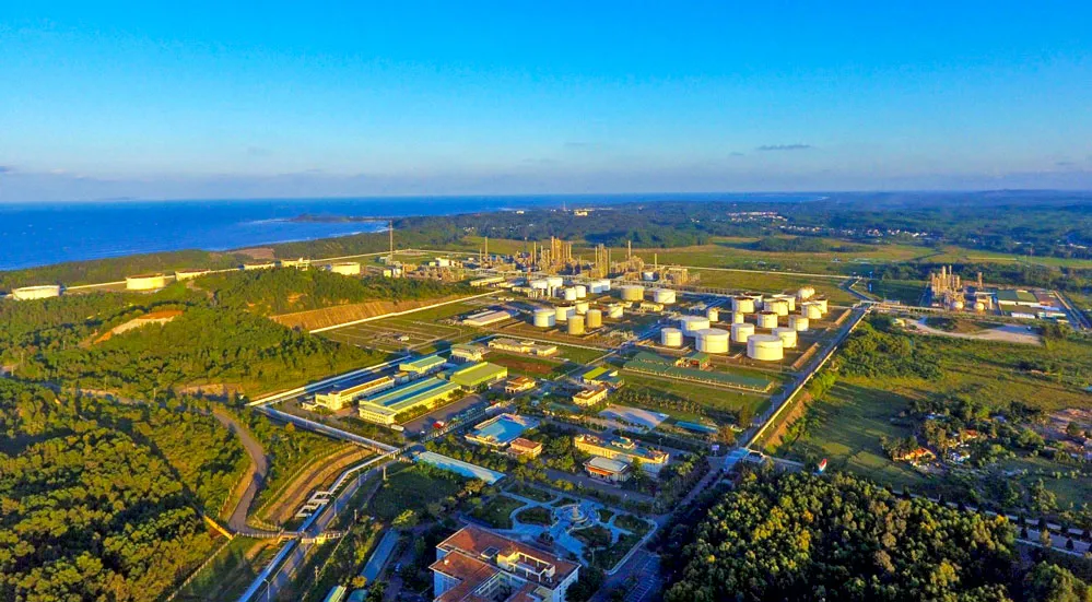 Áp lực suy giảm giá dầu khiến BSR có thể gặp khó khăn.