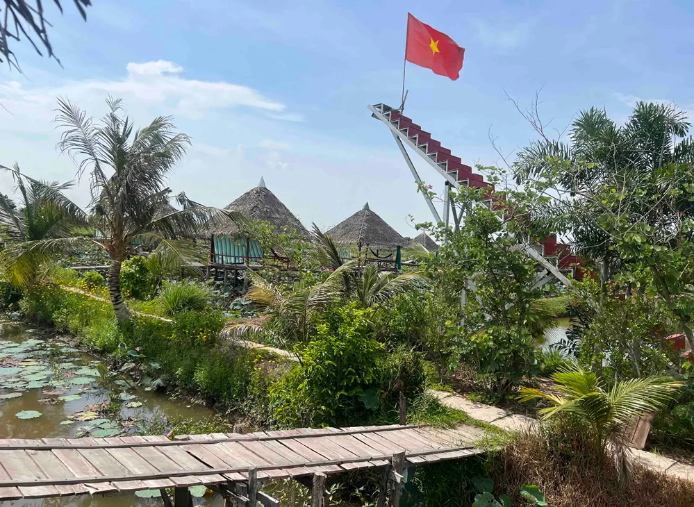 Một góc Làng sen du lịch.