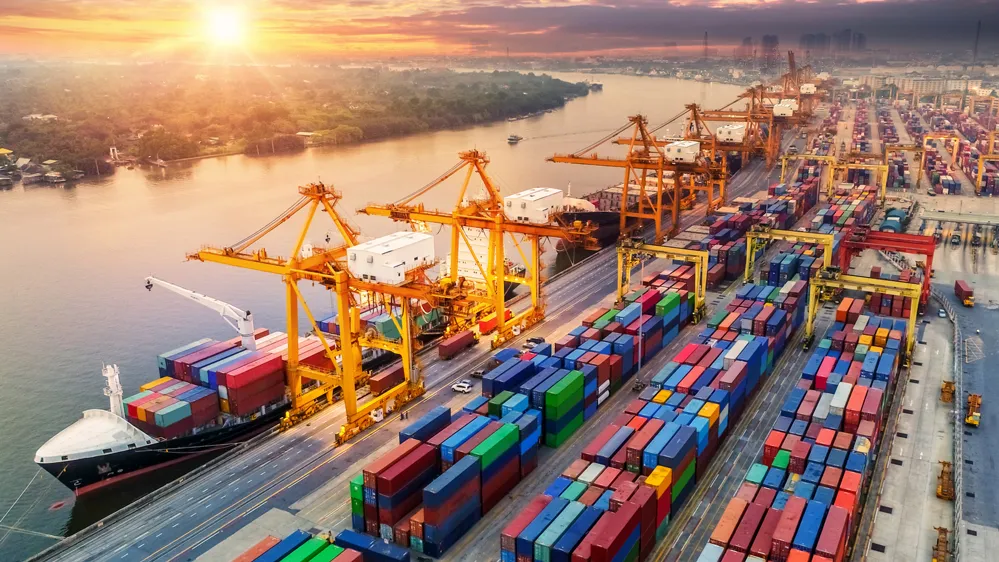 Việc đẩy mạnh liên kết giữa DN logistics và DN sản xuất, xuất khẩu để thúc đẩy ngành logistics phát triển, tạo đà cho tăng trưởng kinh tế. 