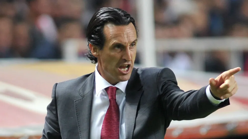 HLV Unai Emery của PSG.