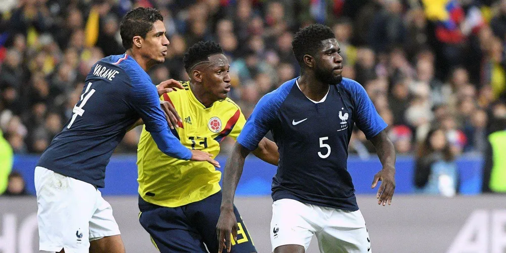 Varane và Umtiti trong lần đá cùng nhau.