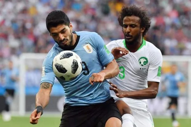 Uruguay - Saudi Arabia 1-0: Luis Suarez đưa Uruguay vào vòng knock-out ảnh 1