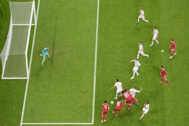 Iran - Tây Ban Nha 0-1, bàn thắng “ăn may” của Diego Costa ảnh 5