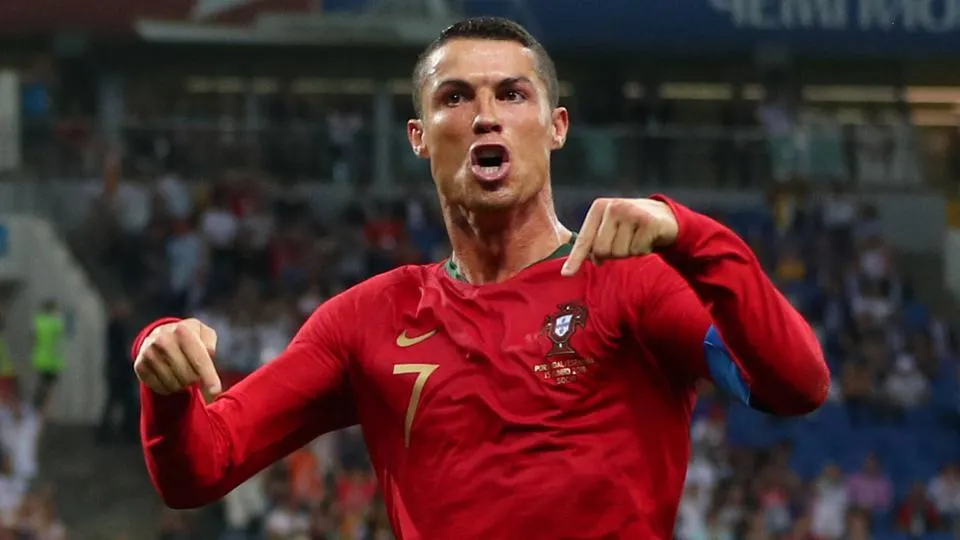 Cristiano thiết lập 2 kỷ lục World Cup.