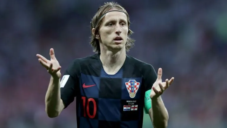 Real Madrid hét giá 750 triệu Euro cho Luka Modric