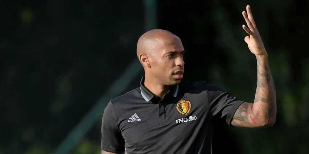 Cựu danh thủ Thierry Henry.