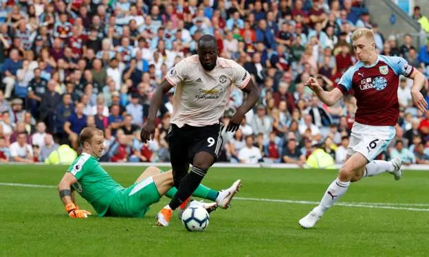 Burnley - Manchester United 0-2, Lukaku giải cứu Jose Mourinho ảnh 7