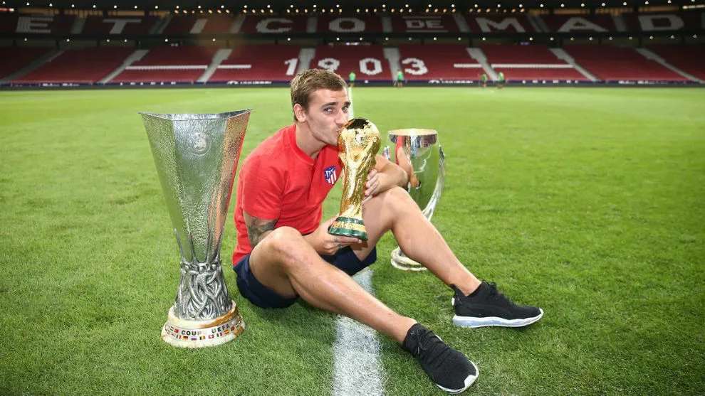 Griezmann: “Quả bóng vàng năm nay phải dành cho cầu thủ Pháp” ảnh 2