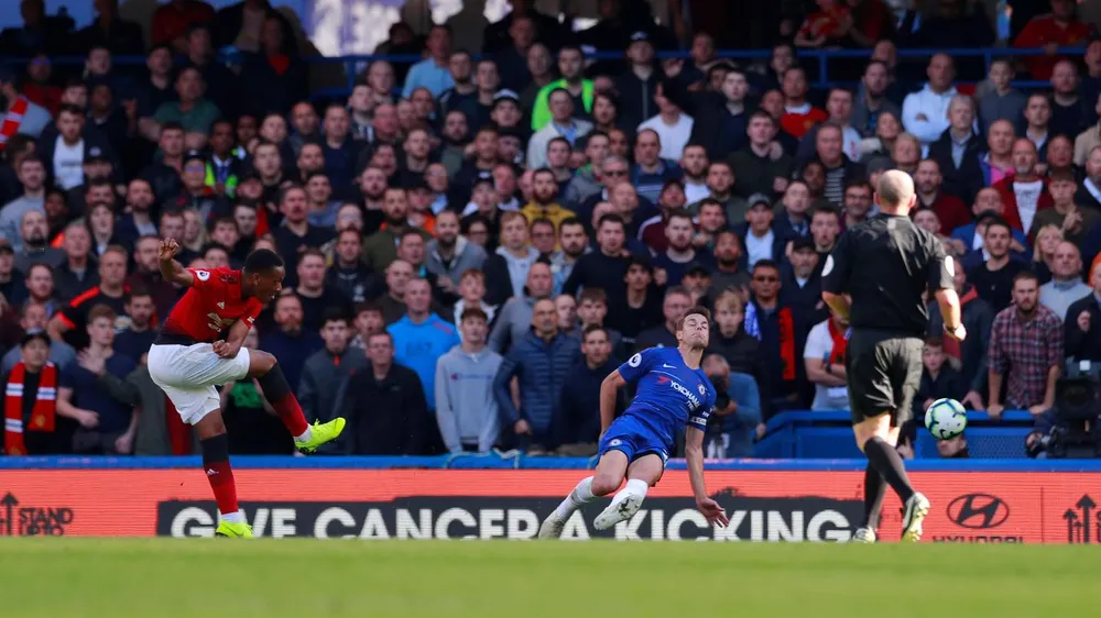 Chelsea - Man United: Martial suýt nhấn chìm Chelsea ảnh 3