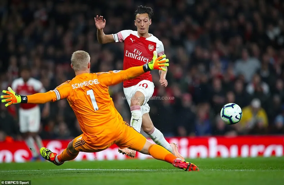 Mesut Oezil hy vọng sẽ tạo nên khác biệt.