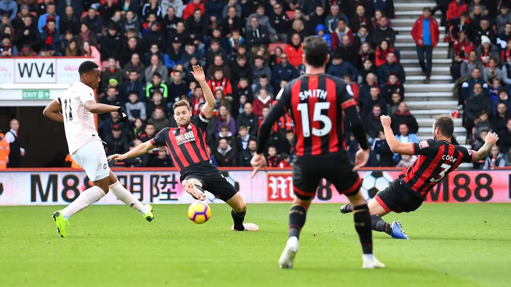 Quỷ đỏ đôi công, Rashford nhấn chìm Bournemouth phút cuối ảnh 3