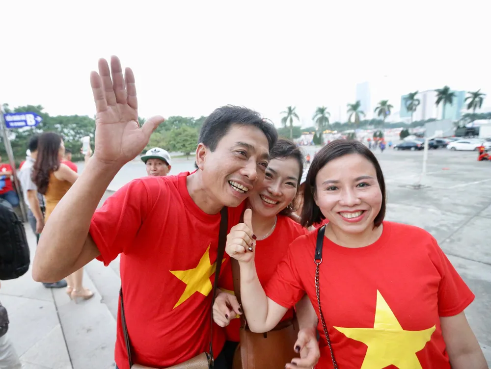 Việt Nam - Malaysia 2-0: Công Phượng tỏa sáng, Anh Đức góp công ảnh 4