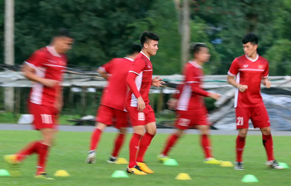 Đội tuyển Việt Nam suýt hủy buổi tập quan trọng ở Myanmar vì mưa to ảnh 10