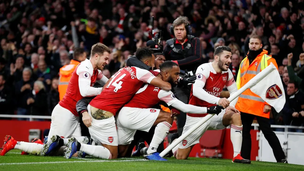 Arsenal ăn mừng chiến thắng