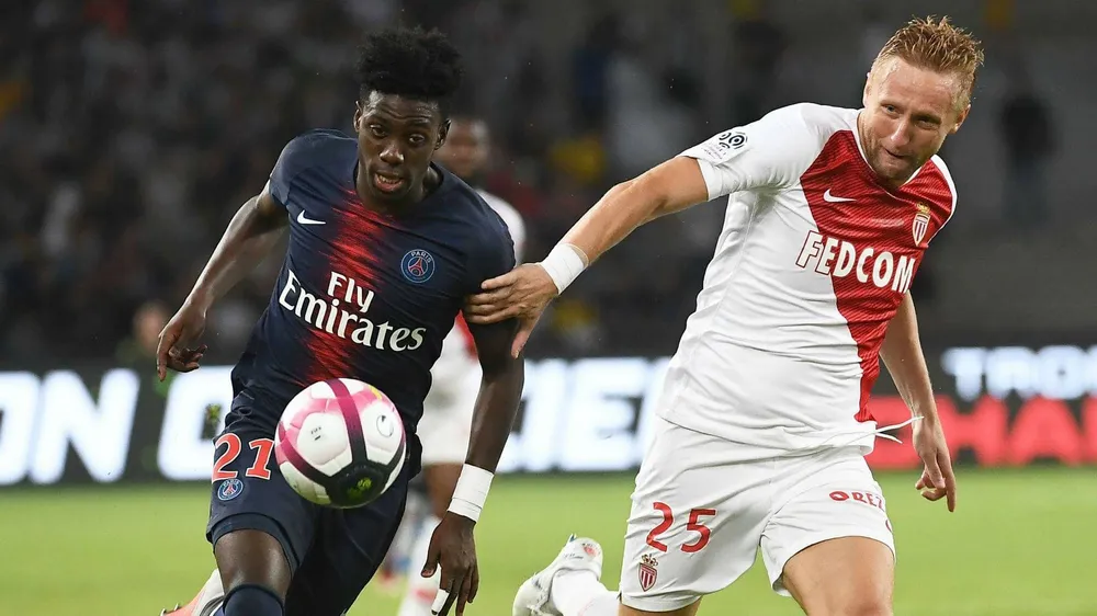 Weah (trái) có quá ít cơ hội chơi cho PSG.