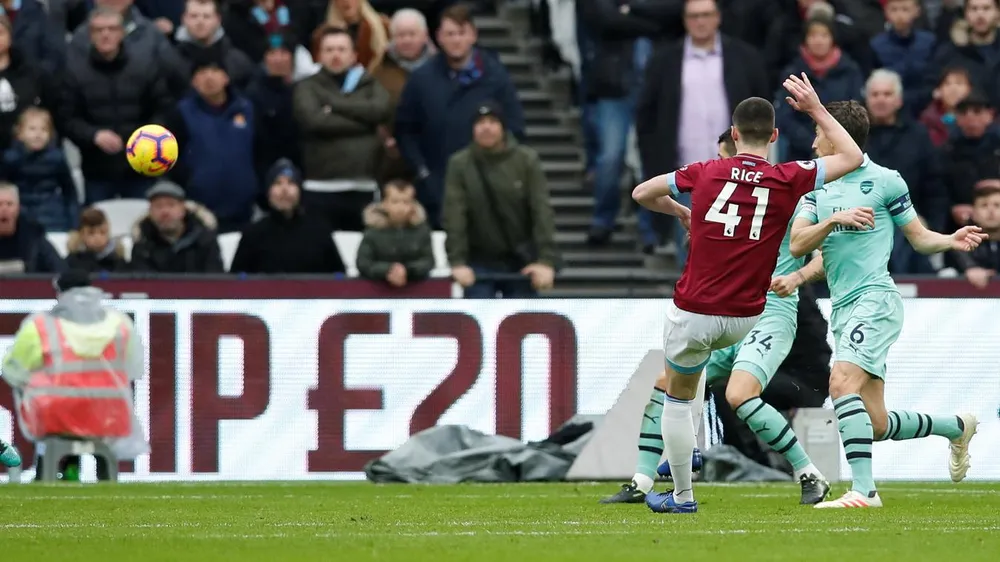 Samir Nasri tỏa sáng khi West Ham nhấn chìm Arsenal ảnh 7