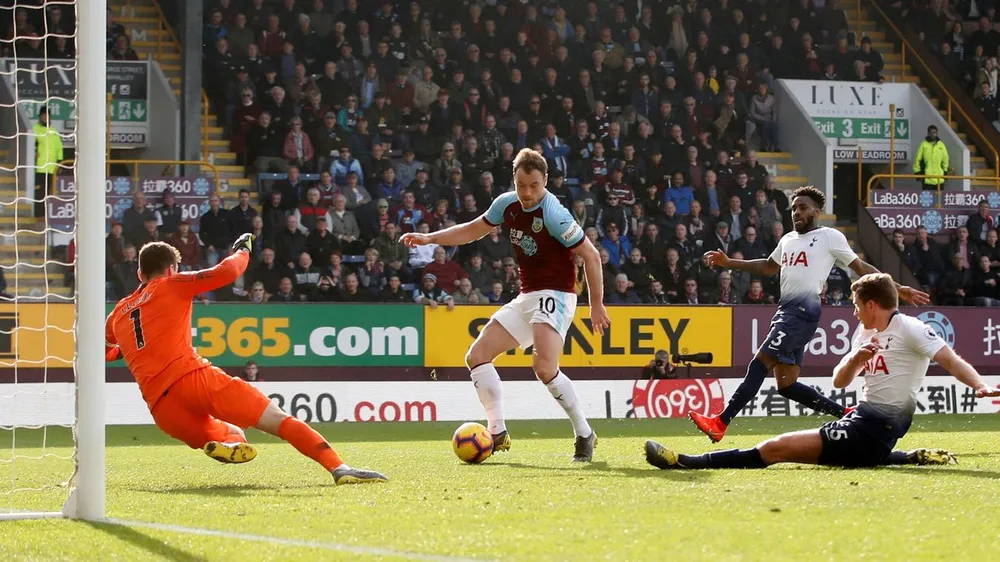 Burnley - Tottenham 2-1, Harry Kane trở lại nhưng Spurs vẫn té đau ảnh 6