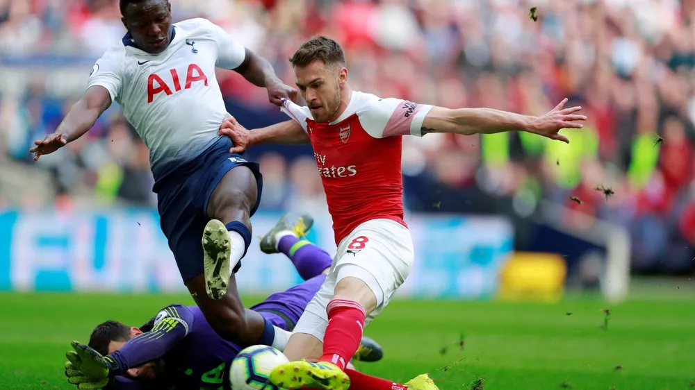 Aaron Ramsey ghi bàn từ sớm cho Arsenal