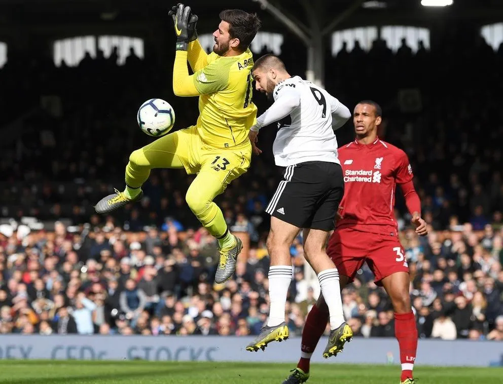 Fulham - Liverpool 1-2. Sadio Mane tỏa sáng, Liverpool chiếm ngôi đầu bảng ảnh 6